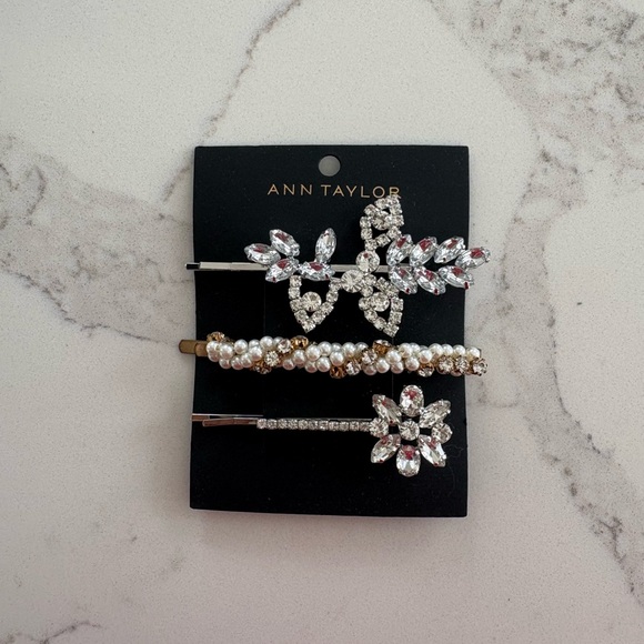 Ann Taylor Accessories - Ann Taylor Sparkling Crystal Rhinestone and Pearl Hair Clips Pins Set of 3